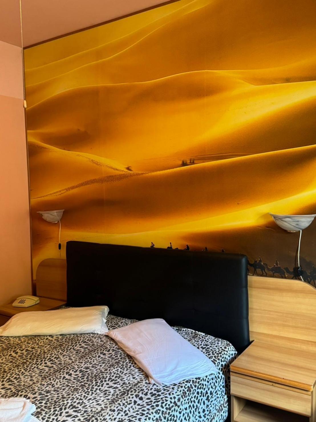 Sleep Well Hotel Total 2 Stelle Pisogne Habitación foto